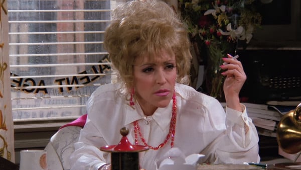 estelle cigarette holder friends Estelle's cigarettes : r/howyoudoin Friends fans shook after finding