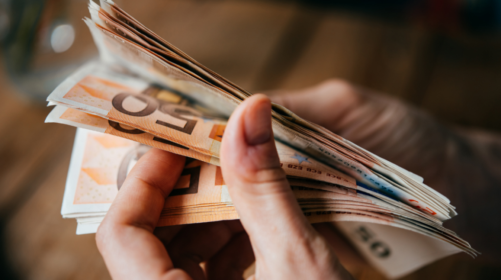 Her Money Diaries: A 37-year-old Youth Worker in Louth on €32,000